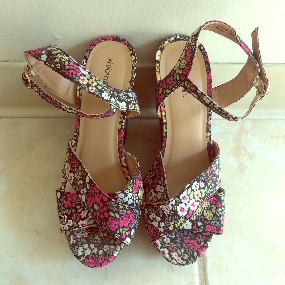 Xhilaration Floral Print Platform Wedge Sandals Size 7